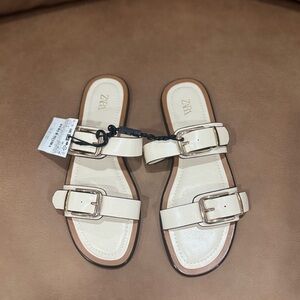 Zara Beige Buckle Strap Sandals